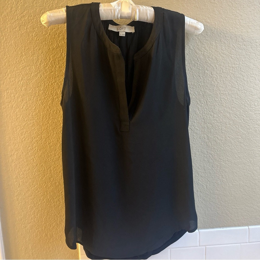 LOFT Elegant Black Sleeveless Blouse- XS